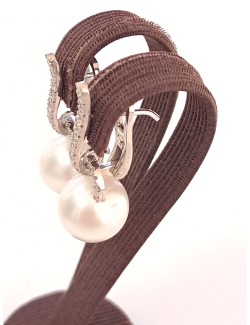 Pendientes-oro-18k-con-diamantes-con-perla-australiana