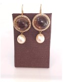 Pendientes-oro-18k-MIMÍ-con-diamantes-con-perla-y-cuarzo-fumé